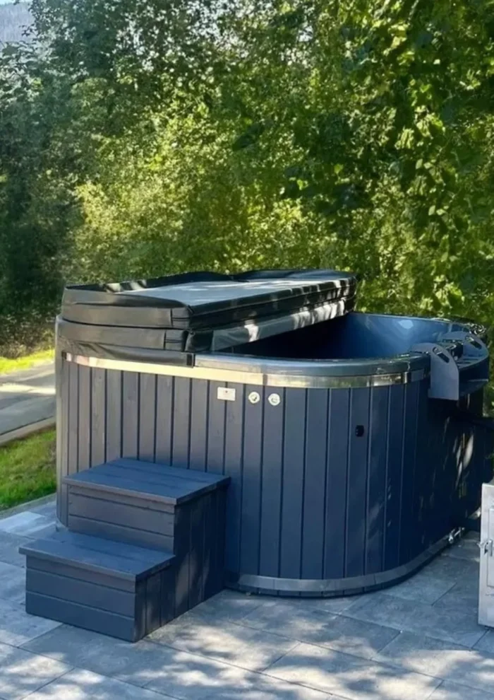 Pokrywa termiczna kwadratowa 200×200 - obrazek 2