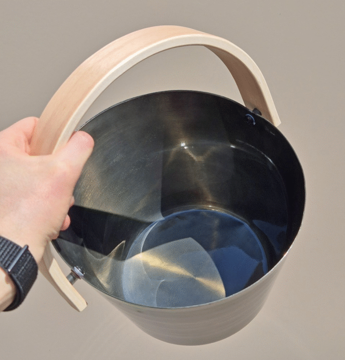 Ceber 5L i chochla do sauny z lakierowanego metalu SAUNIA - obrazek 5